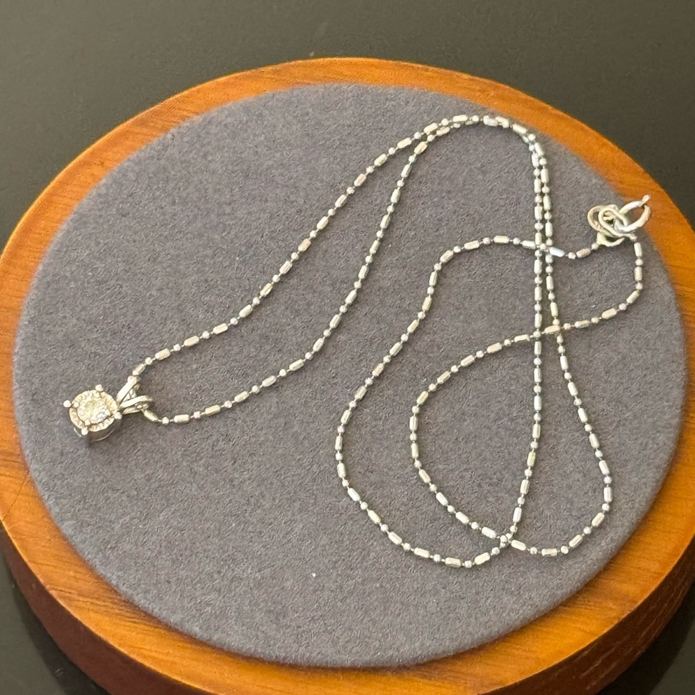 14k white gold diamond necklace